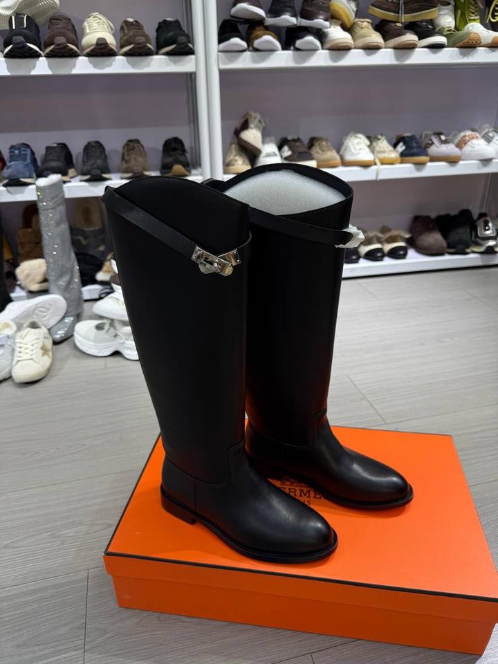 Hermès