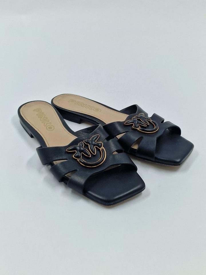 Pinko шлепы