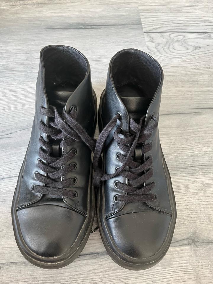 Новые ботинки Zara