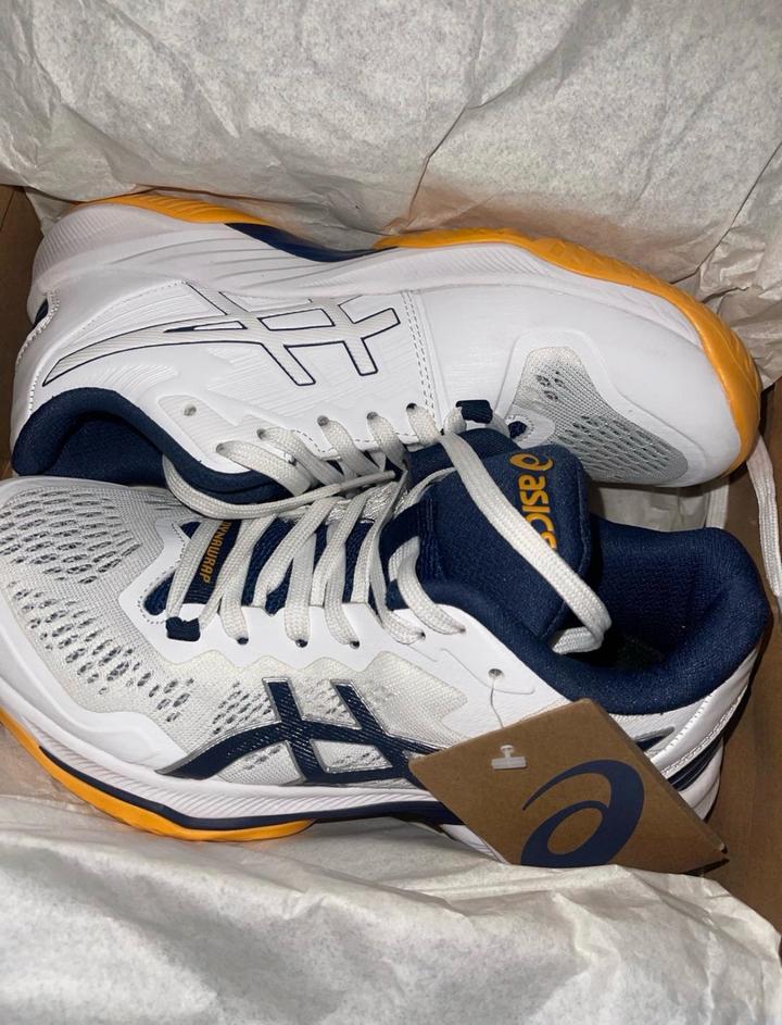 ASICS