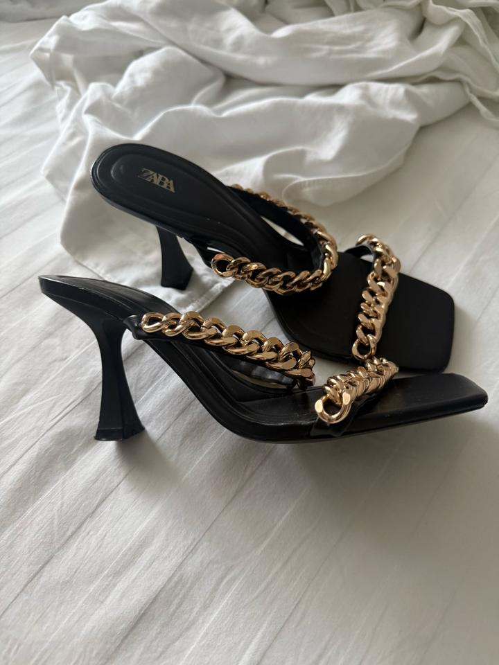 Босоножки ZARA с цепями