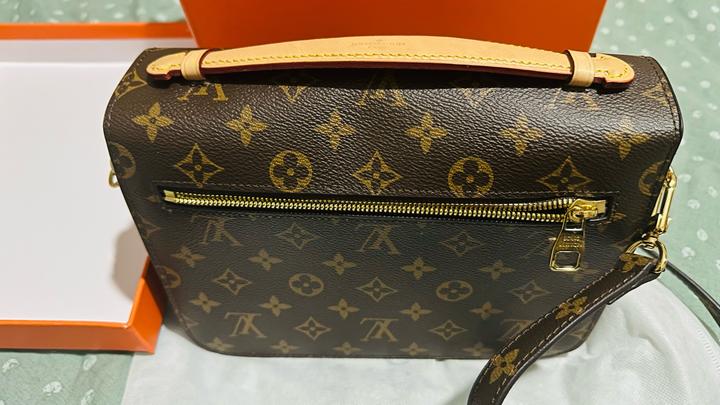Сумка Louis Vuitton