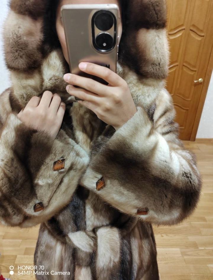 Шуба Saga Furs
