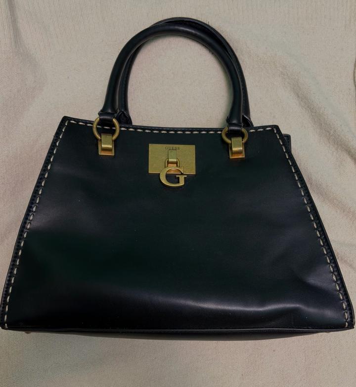 Сумка Guess Stephi, черный