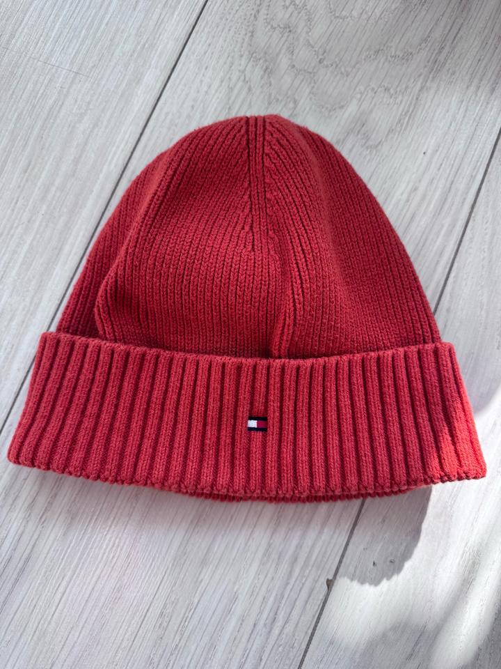 Шапка Tommy Hilfiger