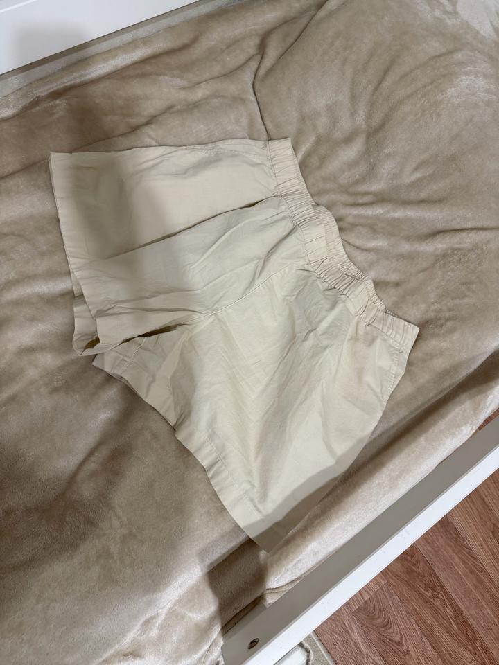 Uniqlo Женские шорты Юникло