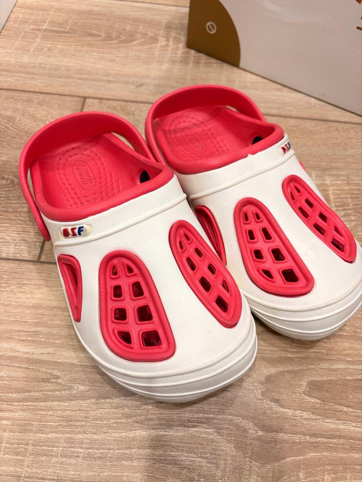 Нет бренда
