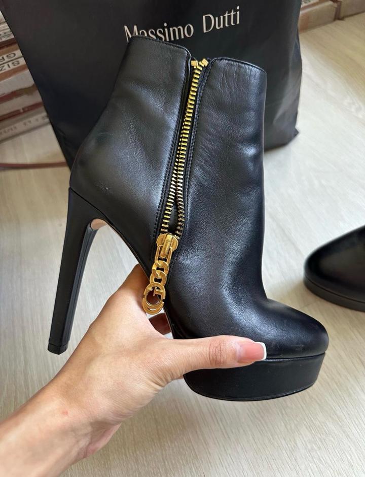 Женские ботильоны Guess