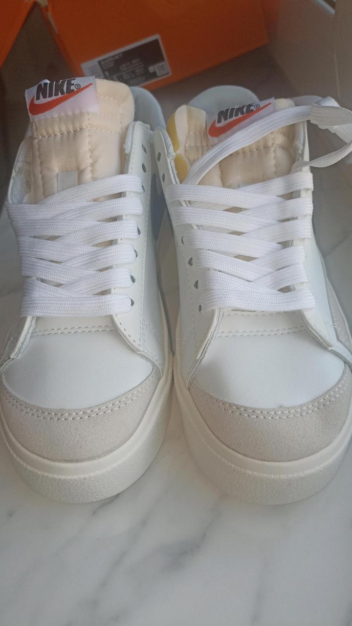 Nike Blazer Low Platform