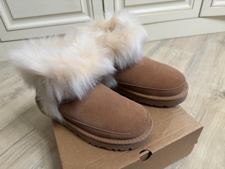 UGG