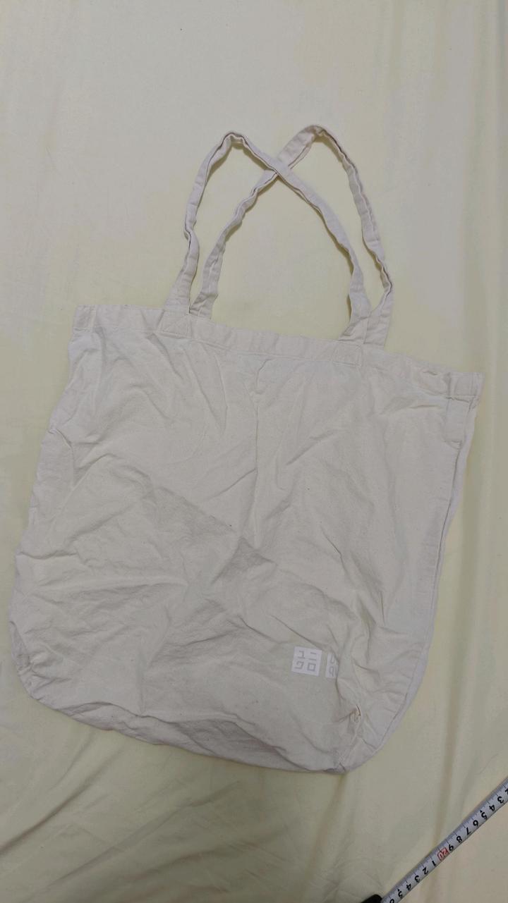 Uniqlo шопер