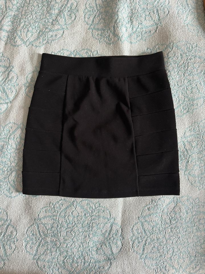 Мини юбка H&M