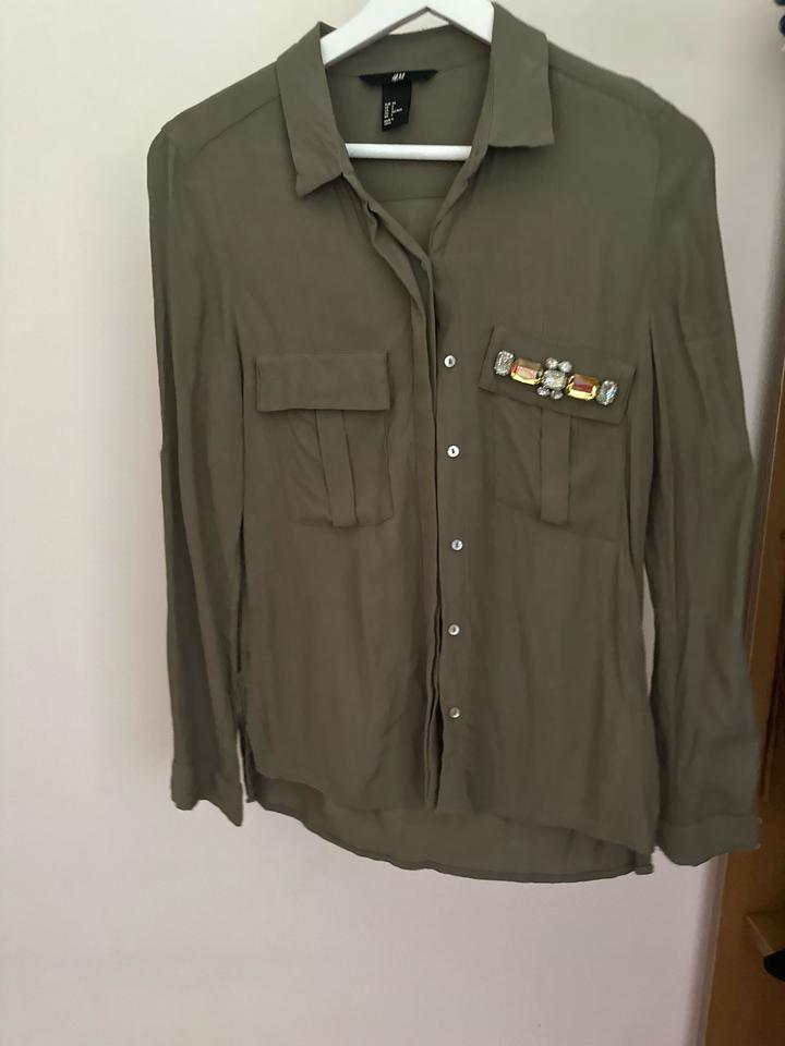 Рубашка H&M с камнями