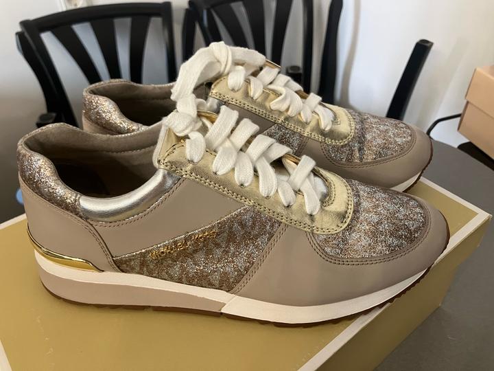 Кроссовки Michael Kors