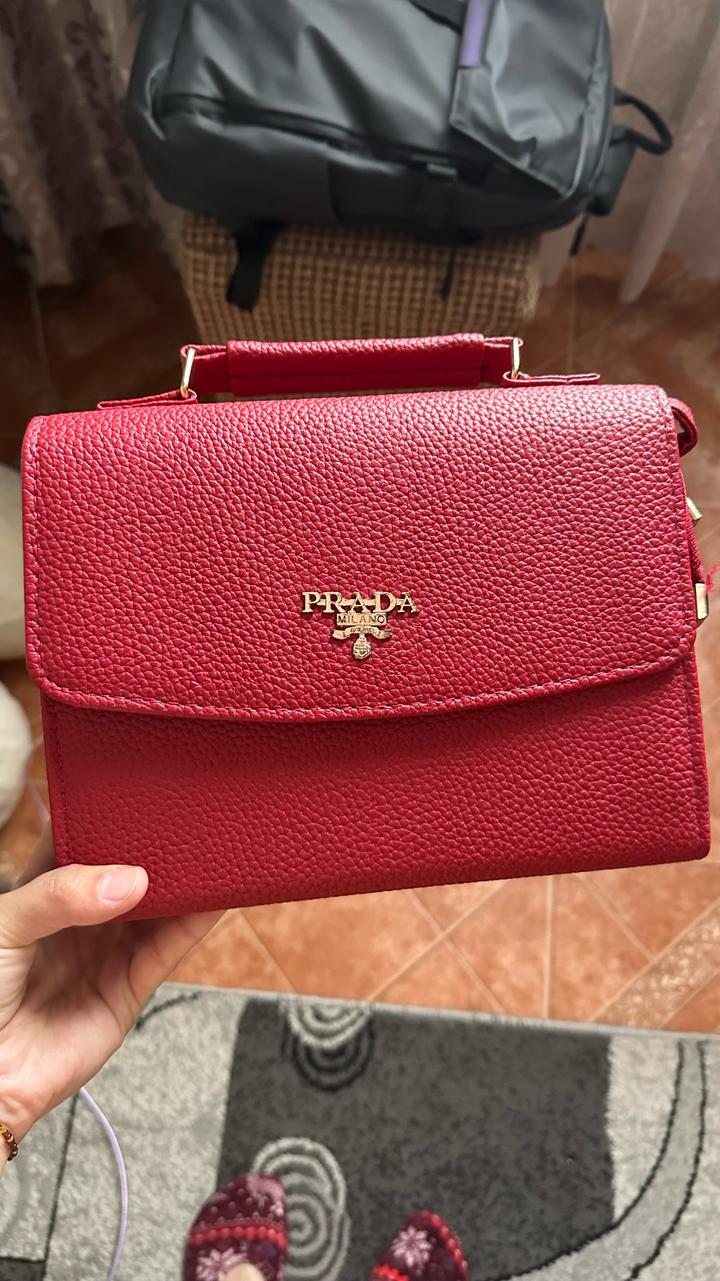 Сумка Prada
