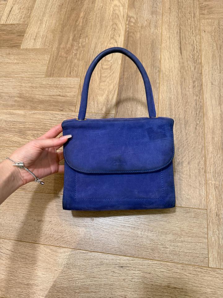 Longchamp