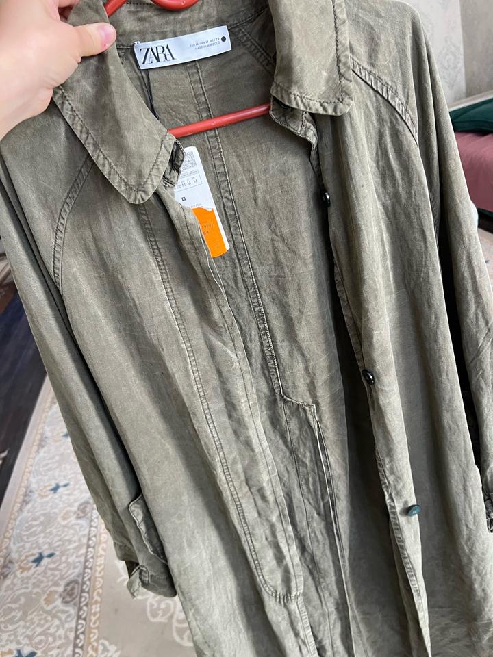 Плащь весенний от Zara