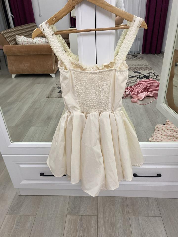 SHEIN Мини-платье с кружевом