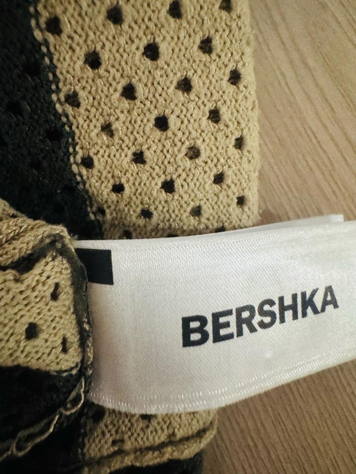 Футболка-поло Bershka в сетку