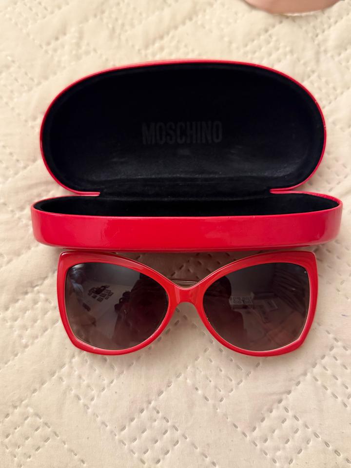 Moschino
