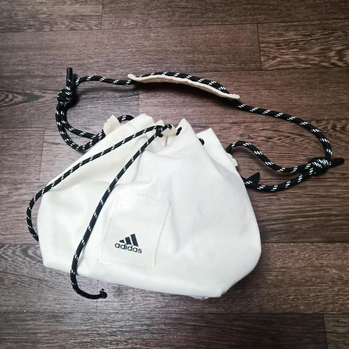 Белая сумка торба Adidas