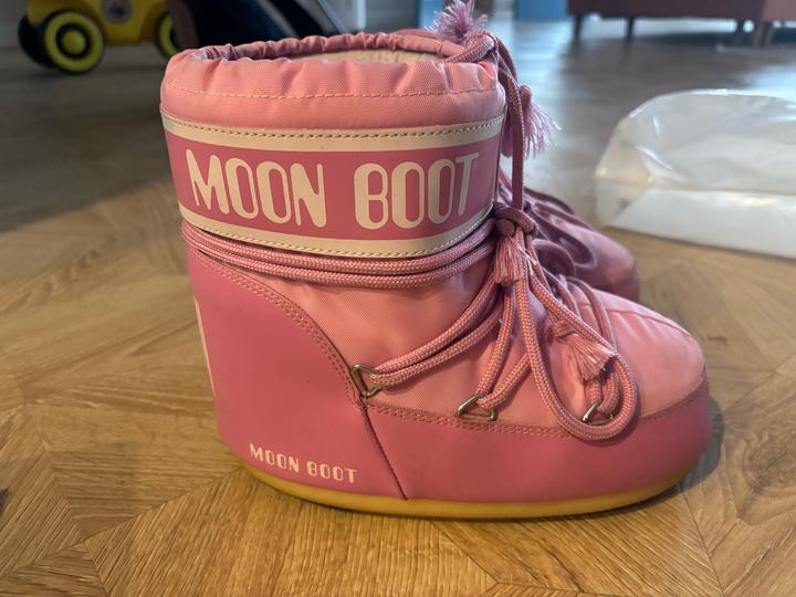 Moon Boot