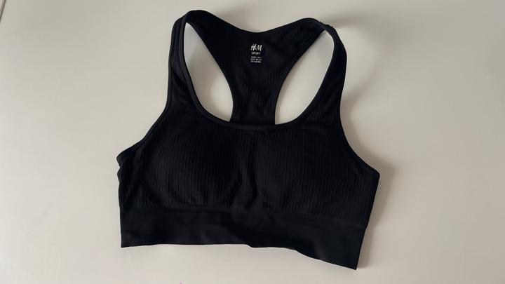 H&M