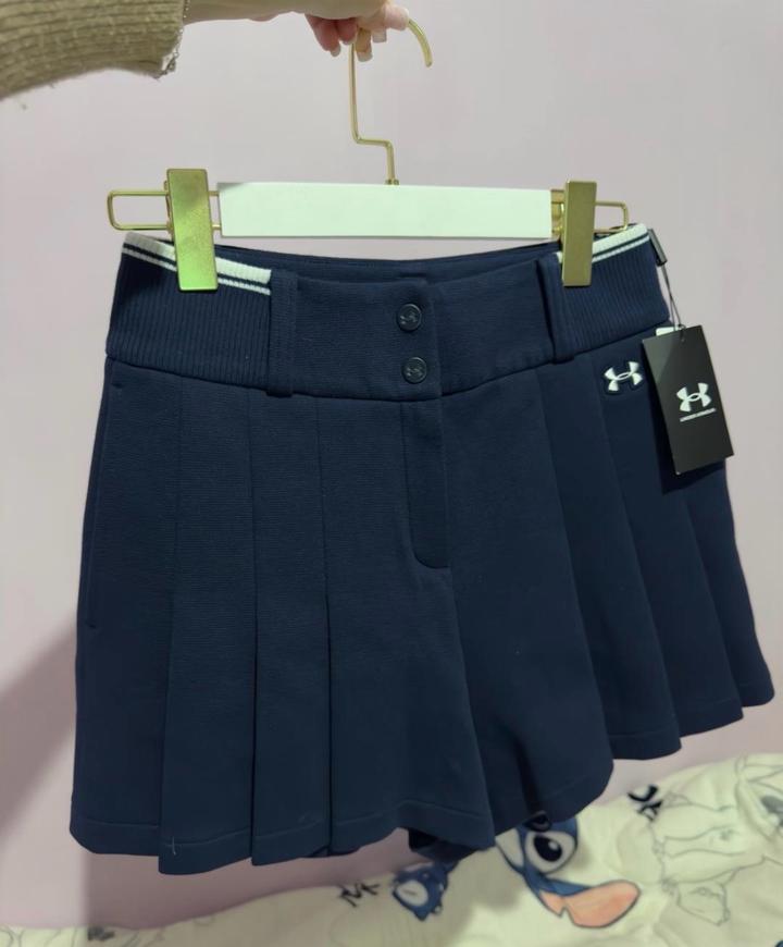 Юбка-шорты от Under Armour Golf. Размер S/M. Обхват талии 71см
