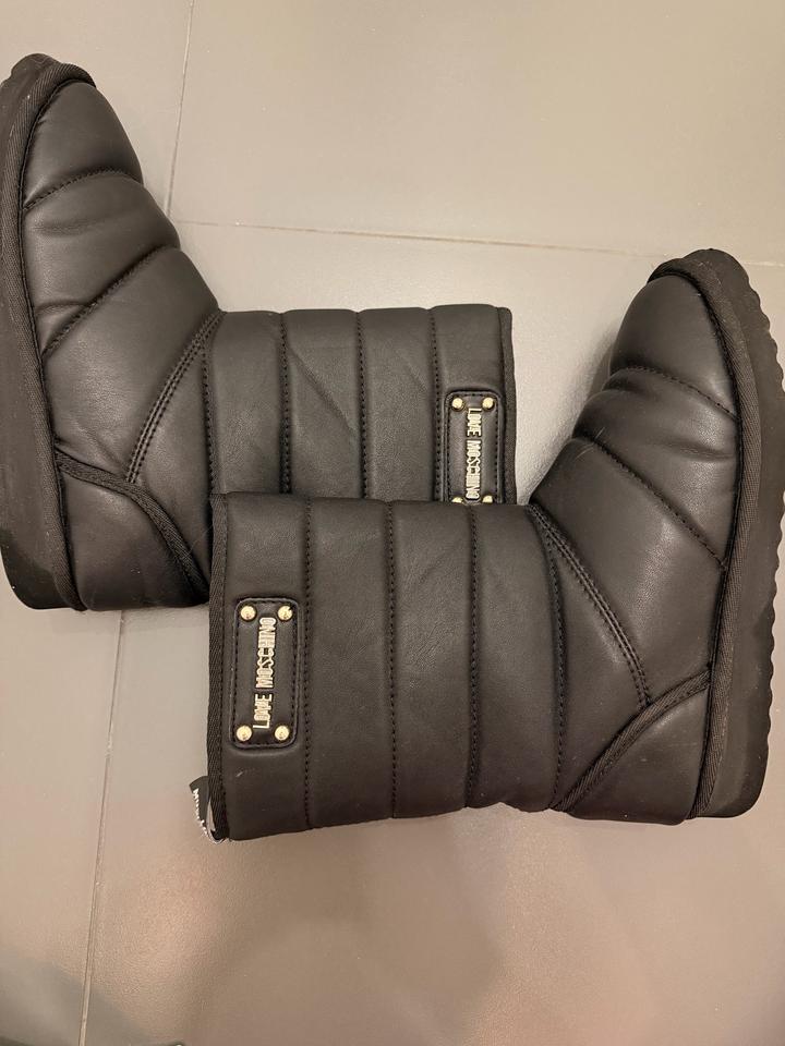 Moschino