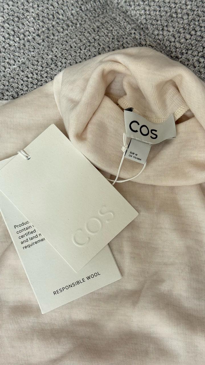 Водолазка новая Cos