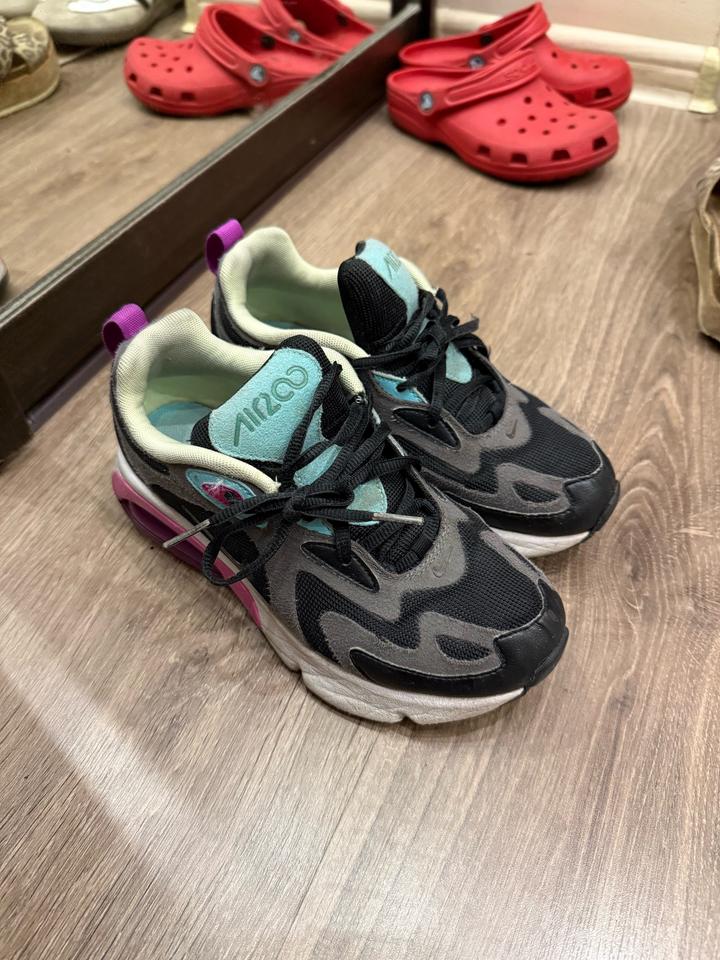 Nike