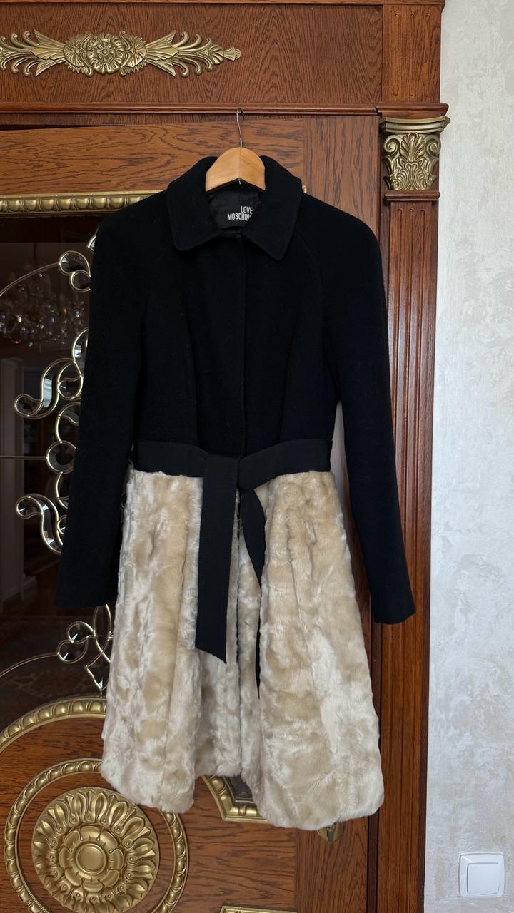 Love Moschino