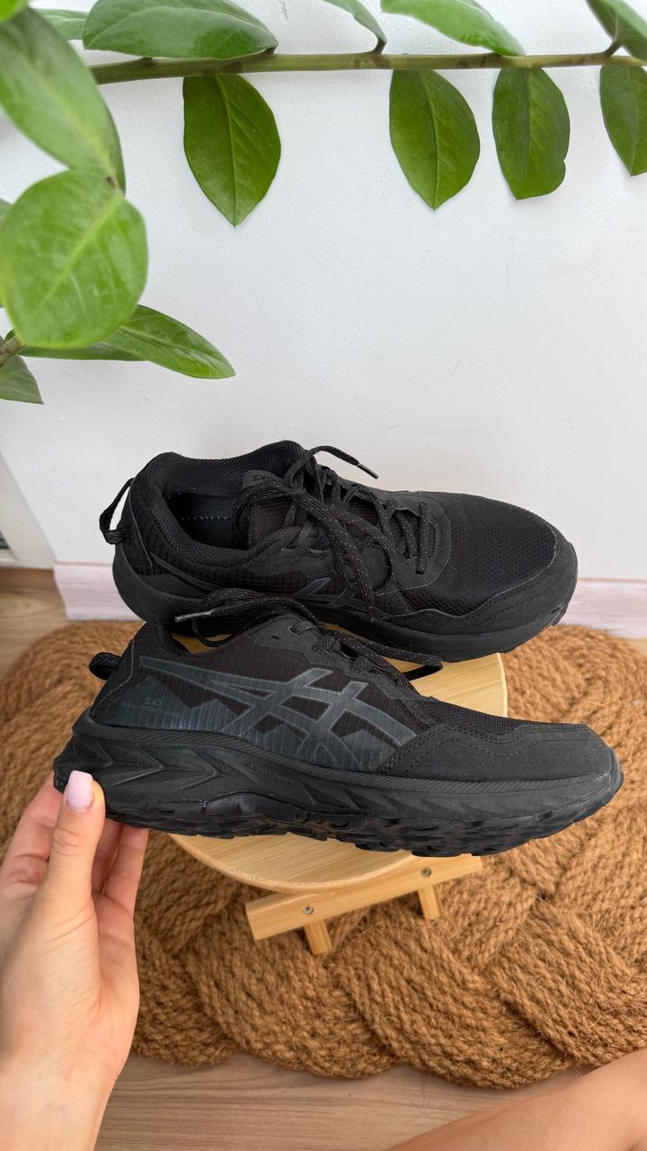 ASICS