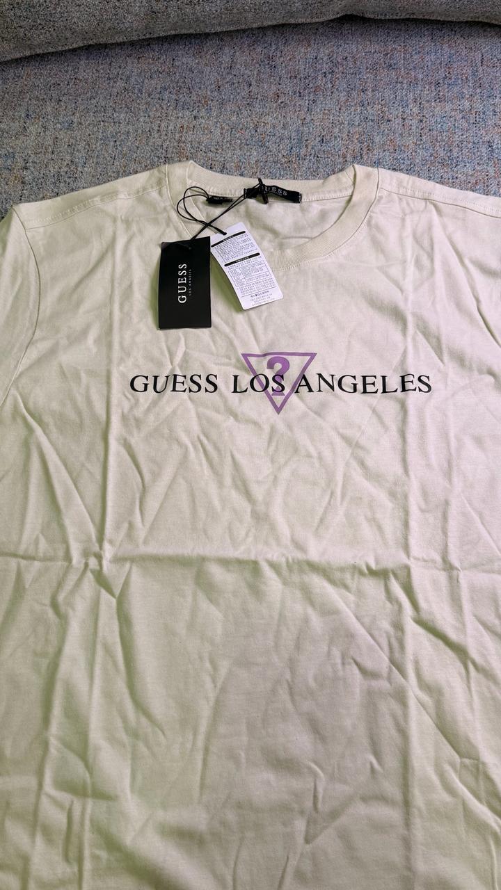 Футболка Guess