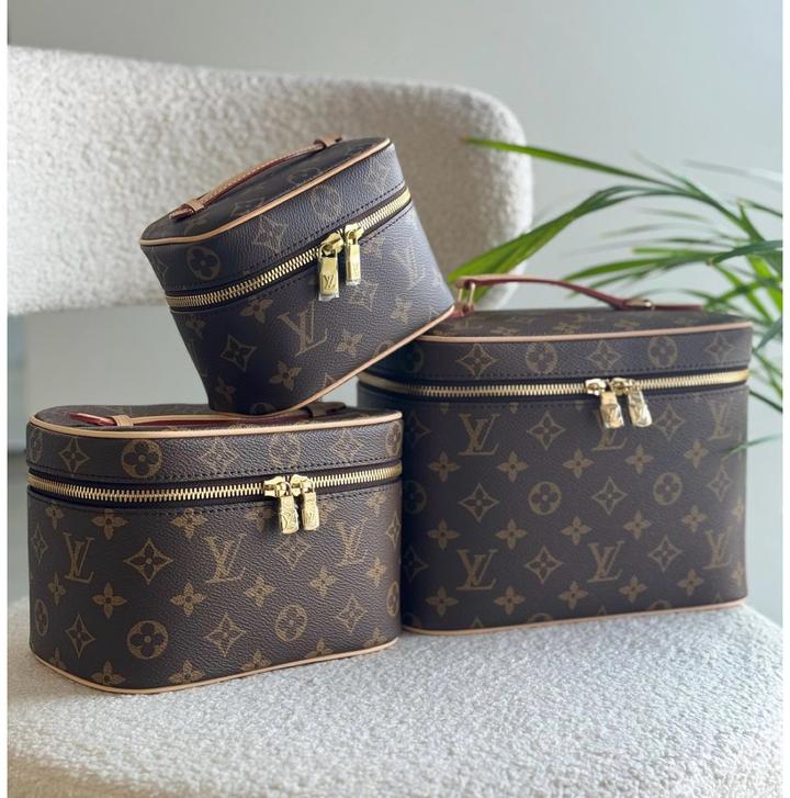 Louis Vuitton бьюти-кейс