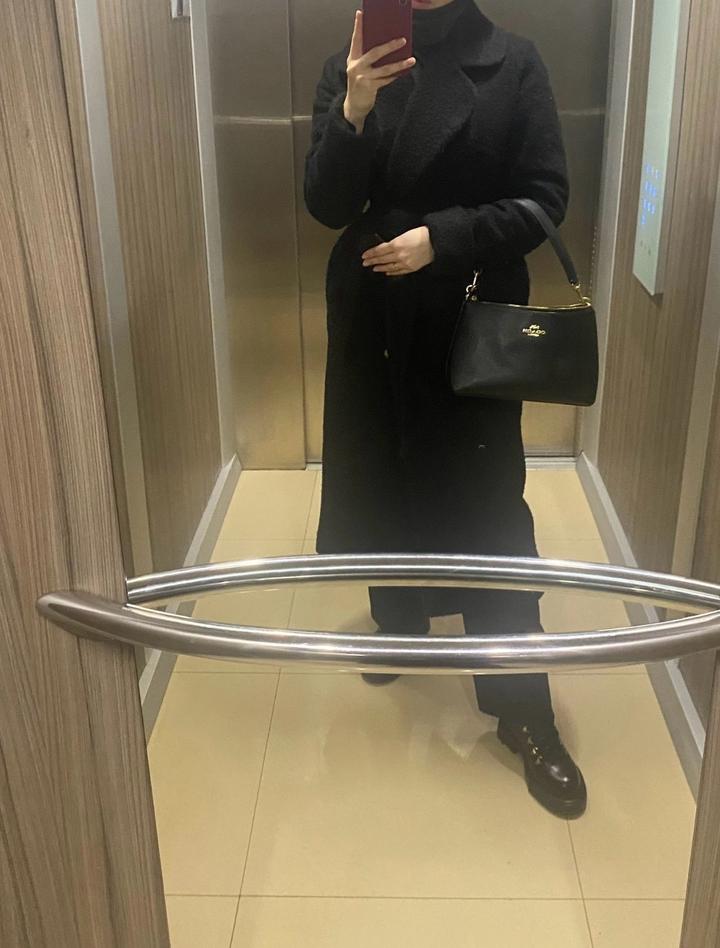 Пальто кз бренд Aida Nurekenova