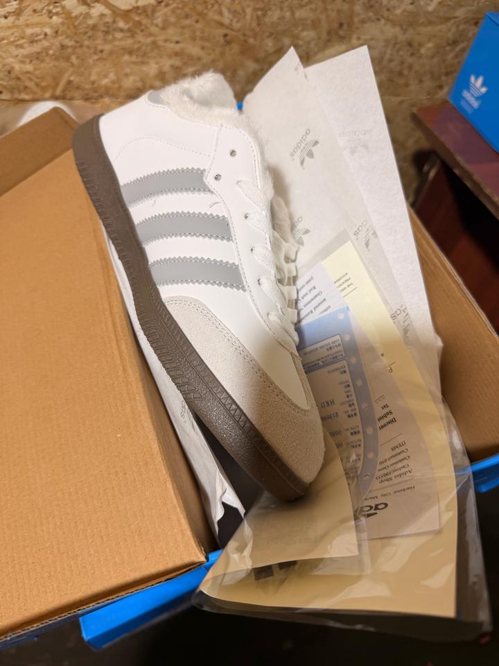 Кроссовки adidas Samba