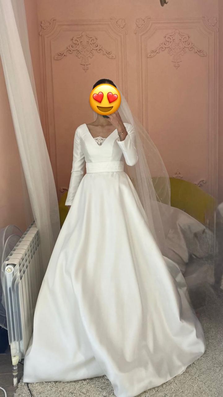 Свадебное платье