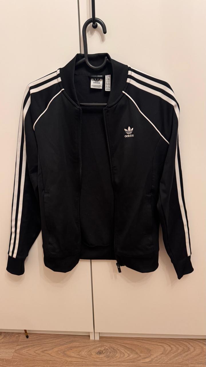 Спортивный костюм adidas