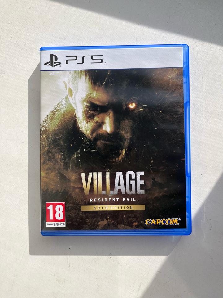 Sony Диск PS5 с игрой Resident evil: Village