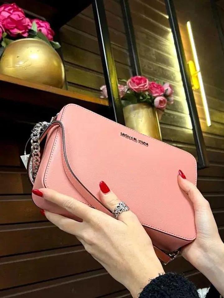 Сумка кросс-боди Michael Kors