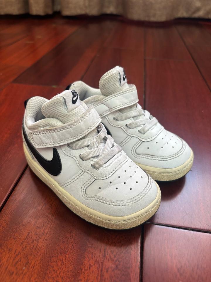 Кроссовки Nike