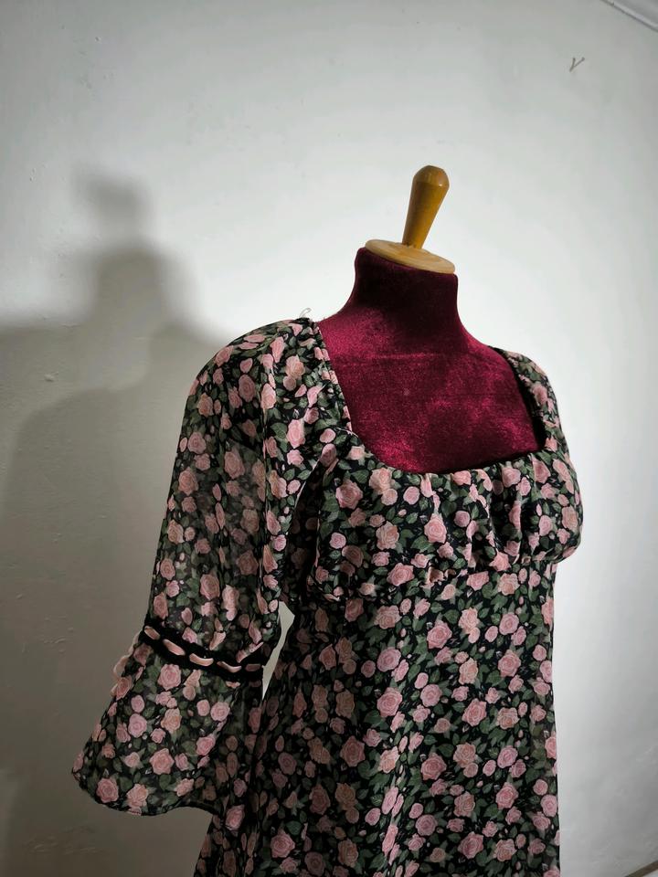 Miss Selfridge Платье туника в цветочек