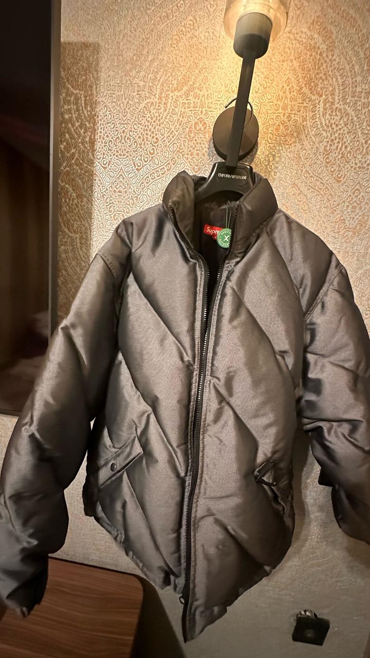 Пуховик Supreme