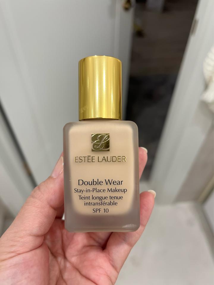 Тональный крем Estée Lauder Double Wear
