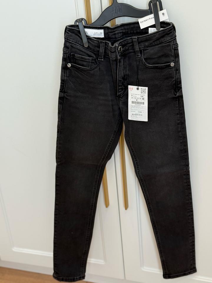 Джинсы ZARA. Новые