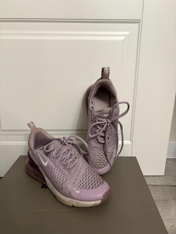 Кроссовки Nike Air Max 270