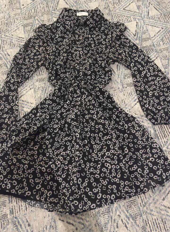 Платье Bershka