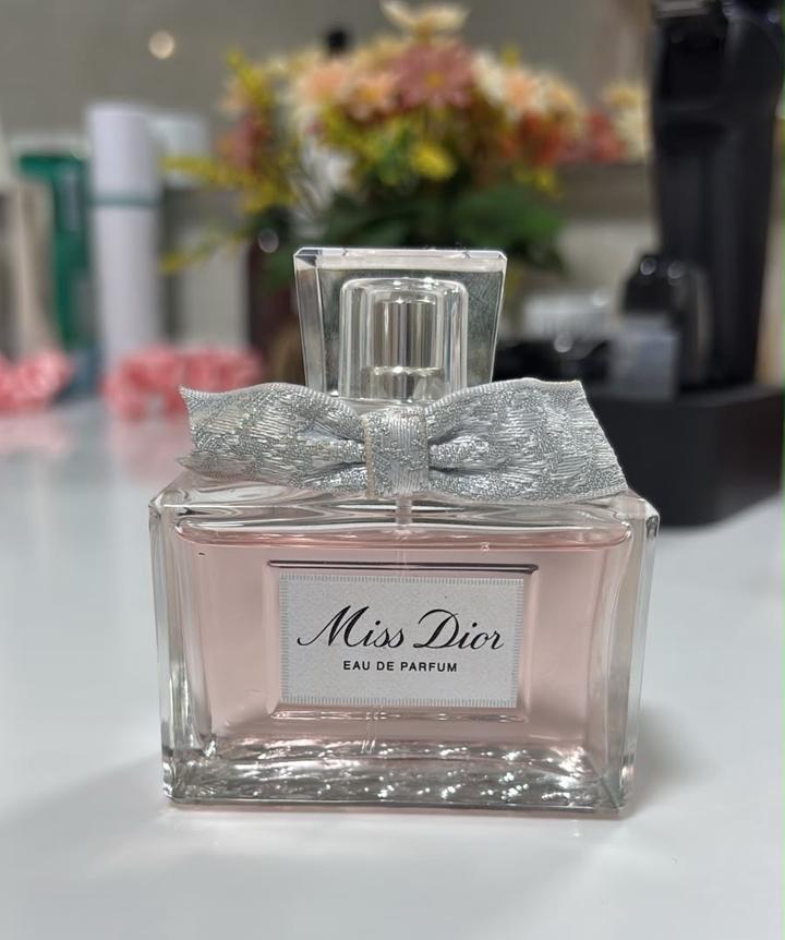 Парфюмерная вода Miss Dior