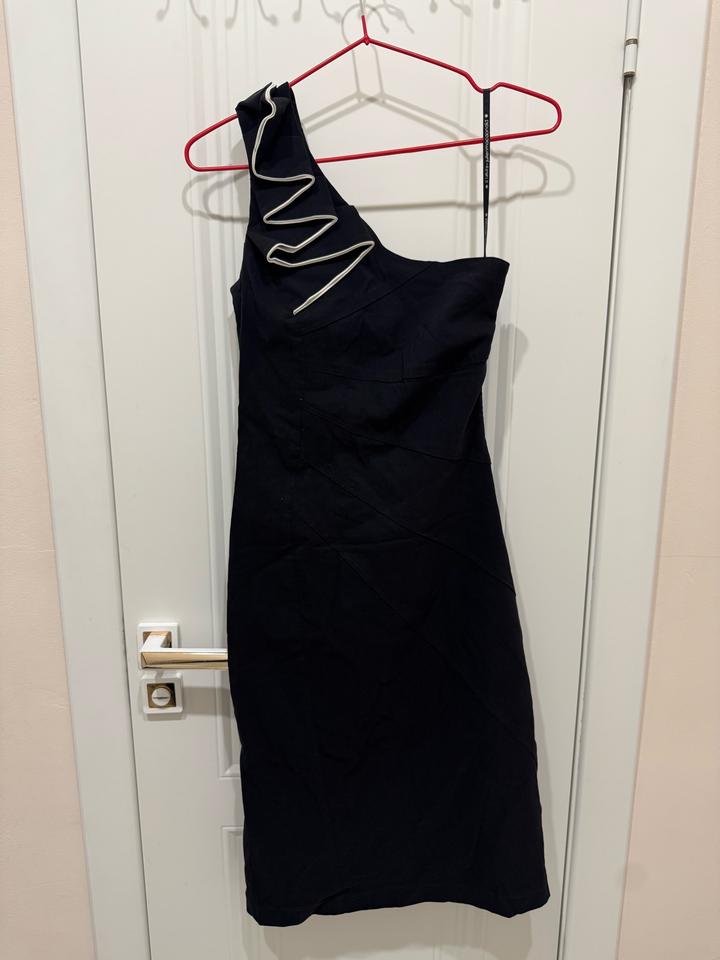 Star by Julien Macdonald